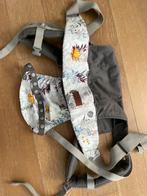 Draagzak baby Momi met bloemenmotief, Kinderen en Baby's, Babydragers en Draagdoeken, Buik of Rug, Zo goed als nieuw, Draagzak