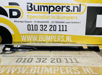 Zijskirt Ford Fiesta MK6 02010945 Links Dorpel 2-L1-9695T beschikbaar voor biedingen