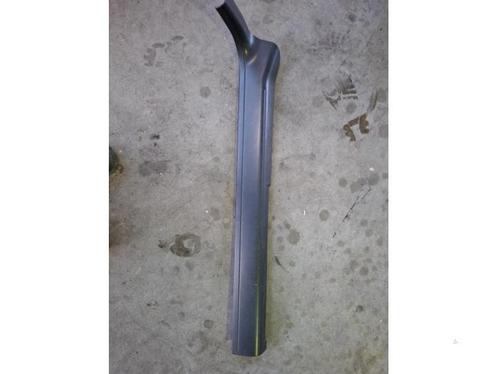 Afdeklijst dorpel links van een Alfa Romeo Spider, Auto-onderdelen, Interieur en Bekleding, Alfa Romeo, Gebruikt, 3 maanden garantie