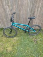 Haro BMX, Fietsen en Brommers, Fietsen | Crossfietsen en BMX, Ophalen, 16 tot 20 inch, Zo goed als nieuw, Voetsteunen