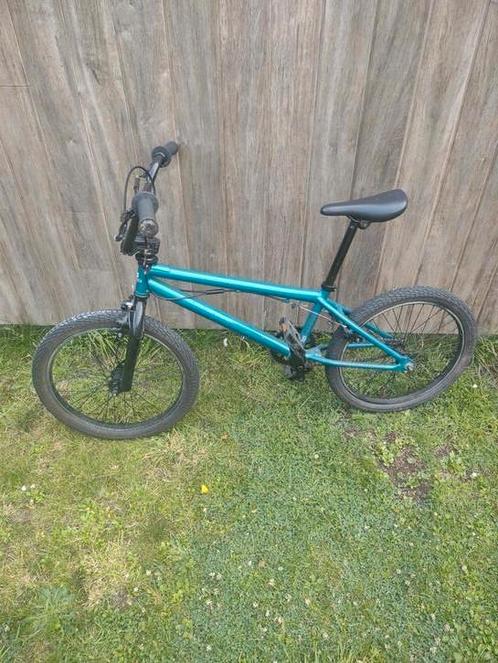 Haro BMX, Fietsen en Brommers, Fietsen | Crossfietsen en BMX, Zo goed als nieuw, 16 tot 20 inch, Stuur 360° draaibaar, V-brakes