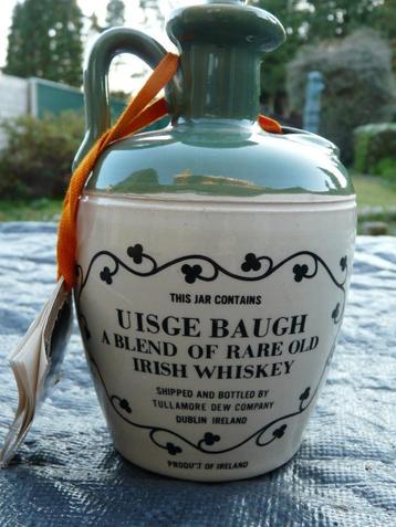 Vintage, lege kruik Tullamore Dew Irish Wiskey beschikbaar voor biedingen
