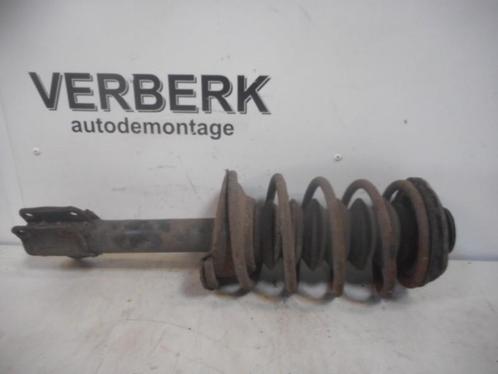 SCHOKBREKER RECHTS VOOR Volvo 440 (01-1988/12-1996), Auto-onderdelen, Ophanging en Onderstel, Volvo, Gebruikt