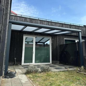 Carport Terrasoverkappingen en glazen schuifwanden veranda beschikbaar voor biedingen
