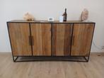 Industrial teak kast, Ophalen