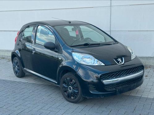 Peugeot 107* 5 deurs benzine weinig km’s, Auto's, Peugeot, Bedrijf, Te koop, Benzine, Euro 5, Stadsauto, 5 deurs, Handgeschakeld