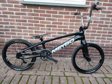 Meybo HSX Carbon Pro 22.5 met Snipers beschikbaar voor biedingen