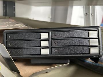 AUTORADIO CASSETTE HOUDER beschikbaar voor biedingen