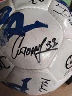 Gesigneerde bal van krc genk 1999, Sport en Fitness, Voetbal, Ophalen of Verzenden, Gebruikt, Bal