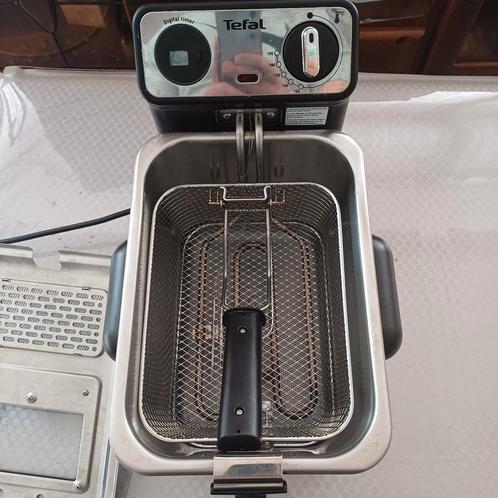 Tefal FR519170 : La friteuse d'occasion, Elektronische apparatuur, Frituurpannen, Zo goed als nieuw, Ophalen