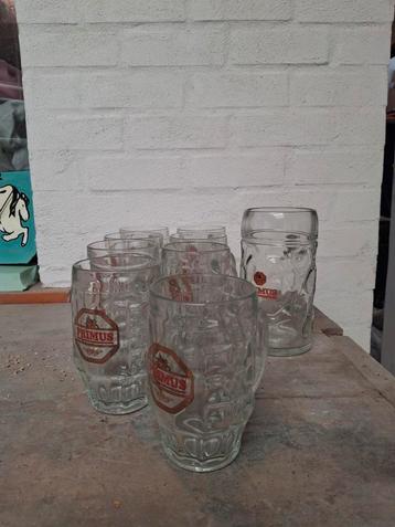 8 halve liter glazen en 1 liter glas beschikbaar voor biedingen