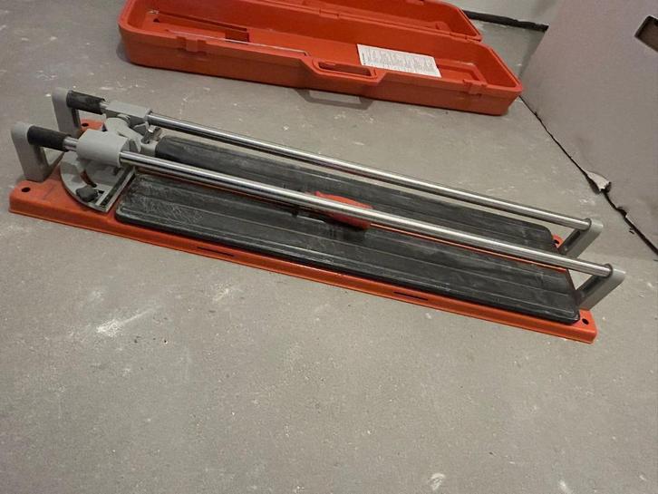 Tegelsnijder Husqvarna, Doe-het-zelf en Bouw, Gereedschap | Handgereedschap, Zo goed als nieuw, Ophalen