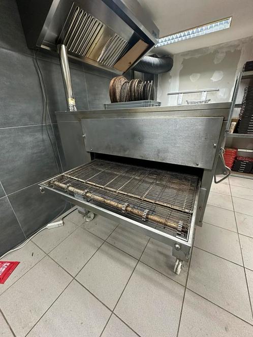 Te koop: 2 pizza  ovens met automatische rolband, Zakelijke goederen, Horeca | Keukenapparatuur, Ovens, Microgolfovens en Steamers