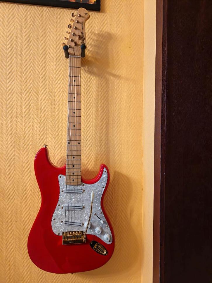 Stratocaster HB ST 59 HM Fiesta Red customiser, Musique & Instruments, Instruments à corde | Guitares | Électriques, Comme neuf