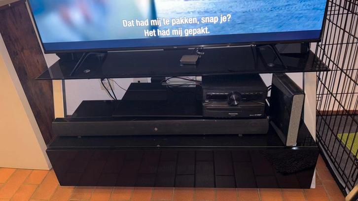 Modern tv-meubel zwart glas, Huis en Inrichting, Kasten |Televisiemeubels, Gebruikt, Minder dan 100 cm, 25 tot 50 cm, Overige houtsoorten