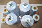 8 konen lichtblauw garen voor lockmachine, Ophalen of Verzenden, Nieuw, Garen of Naald(en)
