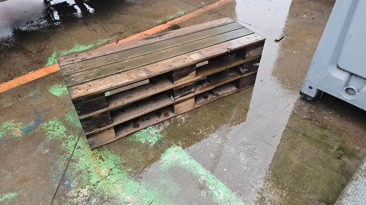 Stapel halve palletten per 3, Doe-het-zelf en Bouw, Kratten en Dozen, Gebruikt, Ophalen of Verzenden