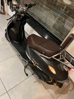 Scooter B klasse, Fietsen en Brommers, Ophalen, Zo goed als nieuw