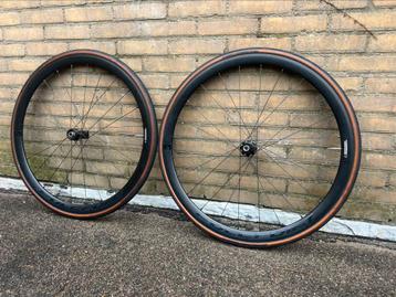 Fulcrum Racing 400 DB Disc Clincher beschikbaar voor biedingen