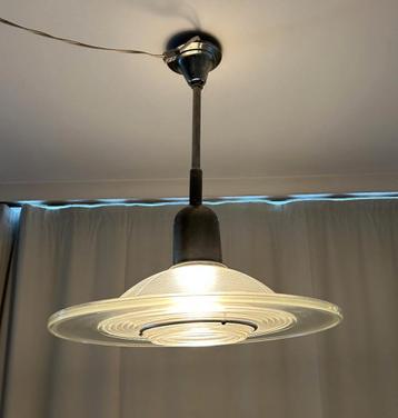 Vintage Space Age Holophane glazen kroonluchter uit de jaren beschikbaar voor biedingen