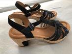 Nieuwe sandalen van Gabor ( beige met donkerblauwe bandjes), Kleding | Dames, Schoenen, Nieuw, Beige, Sandalen of Muiltjes, Gabor
