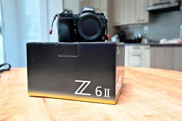 Nikon Z6II met 8484 clickx + Battery Grip + Viltrox 20mm 2.8 beschikbaar voor biedingen
