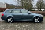 Skoda Octavia 1e propriétaire 1.4 Automatique Full Options, Autos, Cuir, Argent ou Gris, Achat, Euro 6