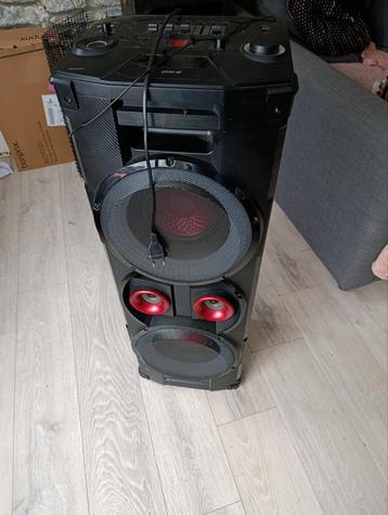 Enceinte bluetooth lumineuse  beschikbaar voor biedingen
