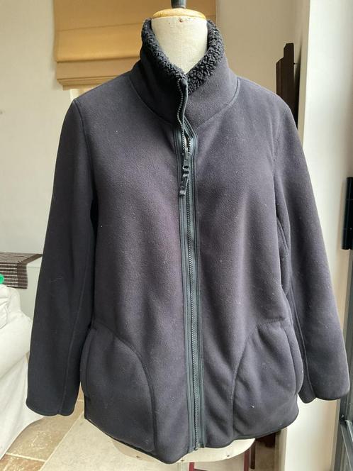 Warme damesvest , imitatie mouton retourné, maat 42, Kleding | Dames, Truien en Vesten, Maat 42/44 (L), Zwart, Ophalen of Verzenden