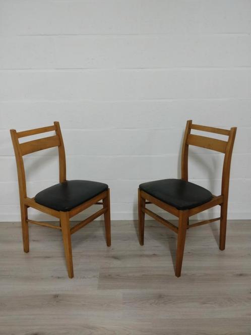 2 vintage stoelen | retro stoelen, Huis en Inrichting, Stoelen, Zo goed als nieuw, Twee, Ophalen