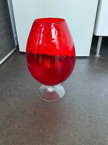 Vase ancien, Enlèvement, Rouge, Verre, Moins de 50 cm