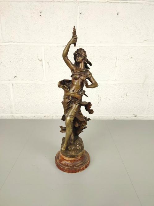 Bronzen beeld dame met fakkel, Antiek en Kunst, Antiek | Brons en Koper, Ophalen of Verzenden