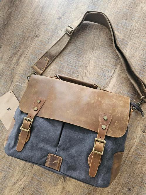 Nieuwe tas vintage look - leer - Smriti, Handtassen en Accessoires, Tassen | Schoudertassen, Nieuw, Overige merken, Bruin, Leer