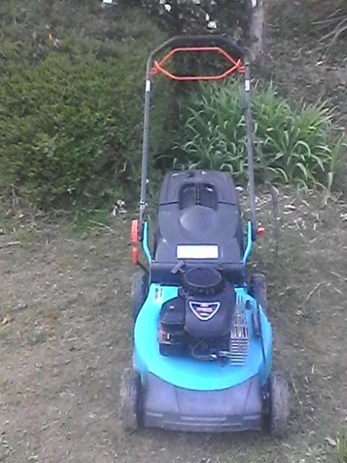 a vendre tondeuse, Tuin en Terras, Grasmaaiers, Gebruikt, Benzine-grasmaaier, 40 t/m 49 cm, Cirkelmaaier, Opvangzak, Ophalen