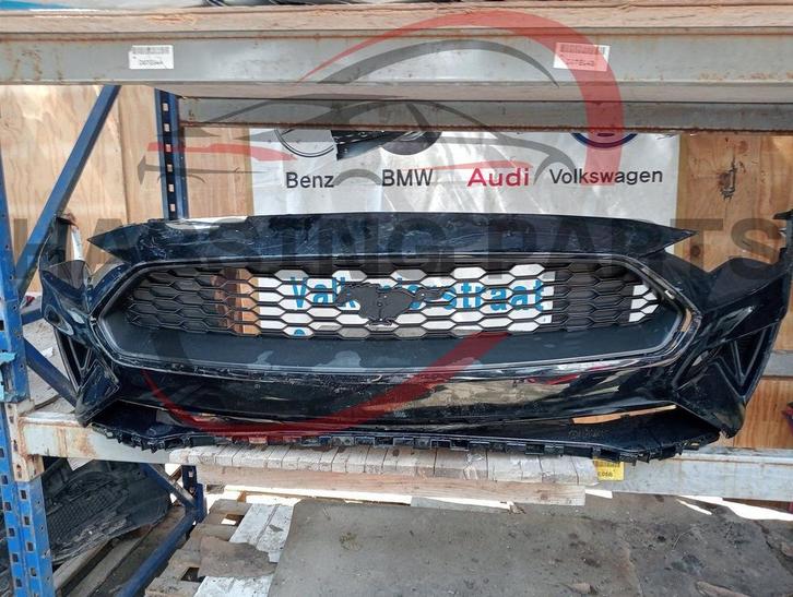 FORD MUSTANG VOORBUMPER ORIGINEEL, Auto-onderdelen, Carrosserie, Bumper, Ford, Voor, Gebruikt, Ophalen of Verzenden