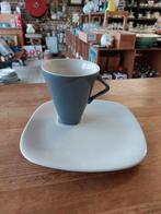 Tasse à  thé  + sous tasse Royal Boch Expo 58 * État neuf, Ophalen
