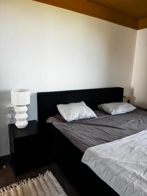 Zwarte boxspring BeterBed, Huis en Inrichting, Slaapkamer | Bedden, Zo goed als nieuw, Tweepersoons, 180 cm, 200 cm, Stof, Zwart