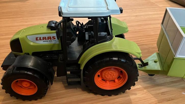 Tractor voor in de kamer (binnen) of in het zand ( buiten), Kinderen en Baby's, Speelgoed |Speelgoedvoertuigen, Gebruikt, Ophalen