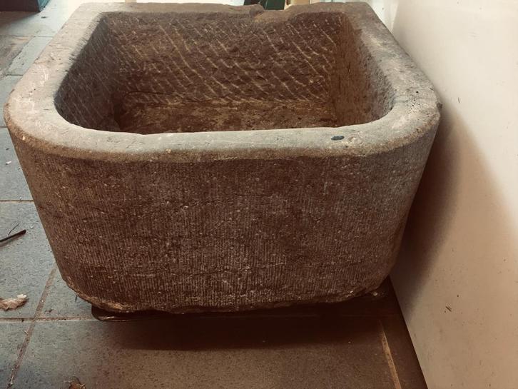 Bac pierre bleue -Fontaine-, Tuin en Terras, Overige Tuin en Terras, Gebruikt, Ophalen