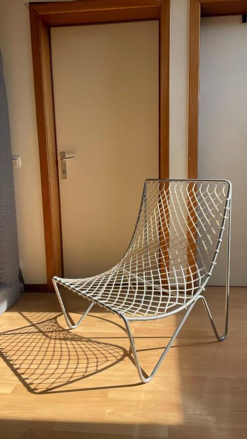 Design buisframe fauteuil met geknoopt net, Huis en Inrichting, Stoelen, Zo goed als nieuw, Eén, Metaal, Grijs, Ophalen