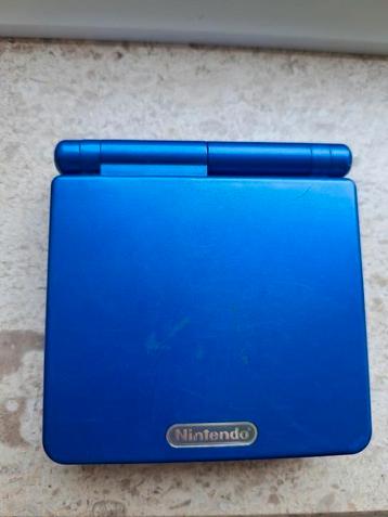 Game boy sp ags-001. Vendu sans chargeur et sans jeu, Comme neuf