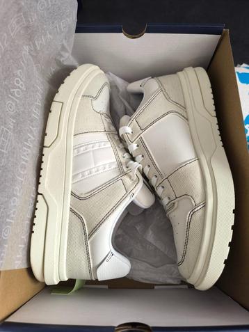 Tommy Hilfiger Brooklyn taille 41 neuf  beschikbaar voor biedingen