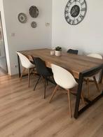 6 chaises (4 écrues + 2 noires), Enlèvement, Comme neuf