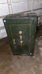 Antieke kluis (zie omschrijving), Antiek en Kunst, Ophalen