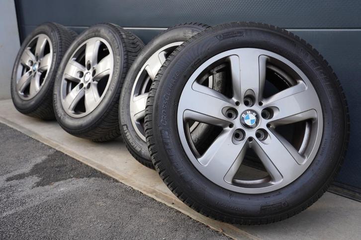 Kit 4 Saisons original pour BMW série 1 F40 (et autres), Auto-onderdelen, Banden en Velgen, Velg(en), Winterbanden, 16 inch, 205 mm