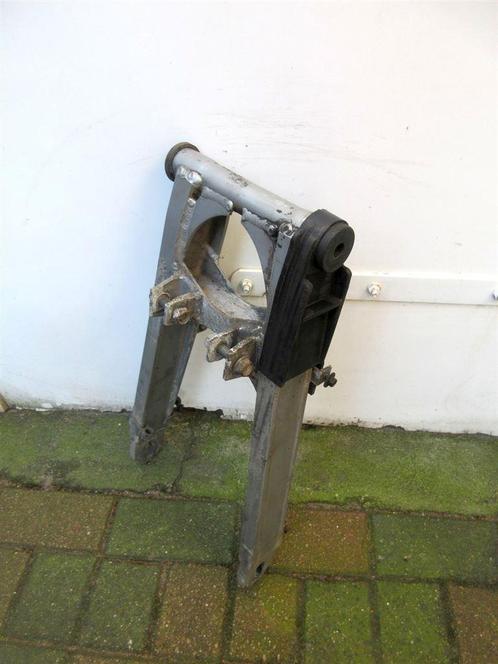 Kawasaki GPZ600R achterbrug swingarm achtervork achter brug, Motoren, Onderdelen | Kawasaki, Gebruikt, Ophalen of Verzenden