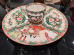 Grande assiette à gâteaux et petite tasse à thé chinoises, Huis en Inrichting, Keuken | Servies, Ophalen, Zo goed als nieuw, Bord(en)