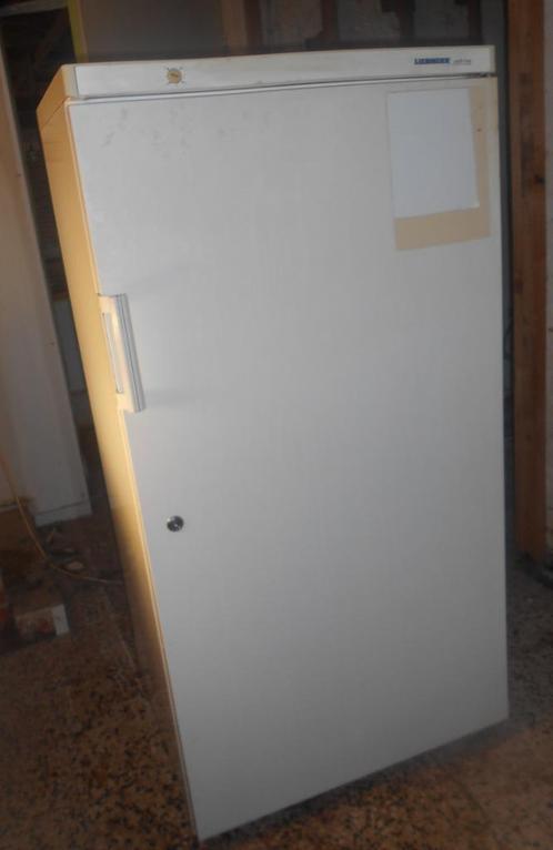 URGENT frigo 500 l professionnel LIEBEHRR _ REFROIDISSEUR, Huis en Inrichting, Tafels | Sidetables, Gebruikt, 50 tot 75 cm, 50 tot 100 cm