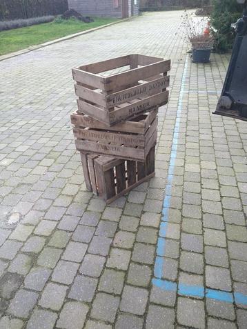 kisten beschikbaar voor biedingen