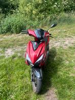 gts sirocco 50 cc, Fietsen en Brommers, Ophalen of Verzenden, Zo goed als nieuw